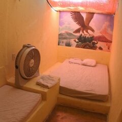 Отель Xaman Eco-Hostel Мексика, Плая-дель-Кармен - отзывы, цены и фото номеров - забронировать отель Xaman Eco-Hostel онлайн сауна