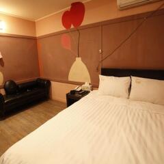 Отель Cara Motel Jongno Южная Корея, Сеул - отзывы, цены и фото номеров - забронировать отель Cara Motel Jongno онлайн комната для гостей
