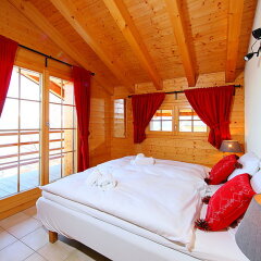 Отель Mimique - Four Bedroom Нендаз комната для гостей фото 5