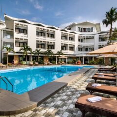 Отель Huong Giang Hotel Resort & Spa Вьетнам, Хюэ - 1 отзыв об отеле, цены и фото номеров - забронировать отель Huong Giang Hotel Resort & Spa онлайн бассейн фото 3