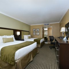 Отель Best Western Royal Sun Inn & Suites США, Тусон - отзывы, цены и фото номеров - забронировать отель Best Western Royal Sun Inn & Suites онлайн комната для гостей фото 4