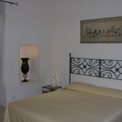 Отель Villa Lucrezio Resort Галатина комната для гостей