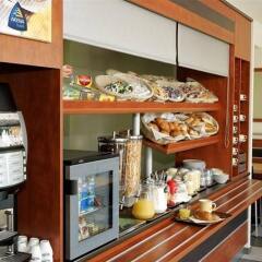 Отель Hôtel Akena City Agen Castelculier питание фото 3