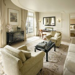 Shangri-La Hotel Paris комната для гостей фото 6