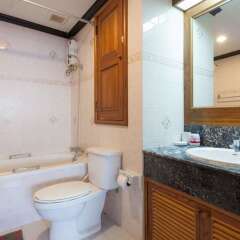 Отель Patong Tower Holiday Rentals Патонг ванная фото 2