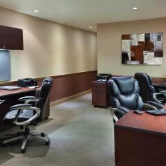 Отель Holiday Inn Toronto - Yorkdale Канада, Торонто - отзывы, цены и фото номеров - забронировать отель Holiday Inn Toronto - Yorkdale онлайн интерьер отеля фото 3