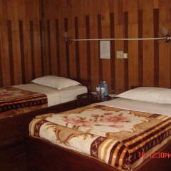 Nanda Wunn Hotel - Hostel комната для гостей фото 3
