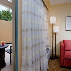 Отель Courtyard Los Angeles Century City Beverly Hills комната для гостей