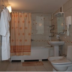 Гостиничный Комплекс Чибью в Ухте 2 отзыва об отеле, цены и фото номеров - забронировать гостиницу Гостиничный Комплекс Чибью онлайн Ухта ванная