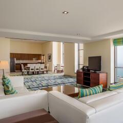 Отель Hilton Dubai The Walk комната для гостей фото 3