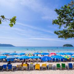 Отель The Beach Heights Resort пляж
