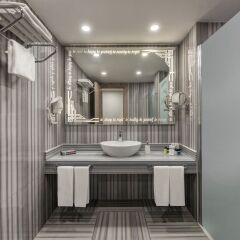 Отель Delphin BE Grand Resort ванная