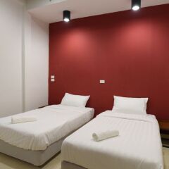 Peace Factory Hostel Бангкок комната для гостей фото 4