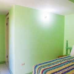 Отель Caribic House Hotel Ямайка, Монтего-Бей - отзывы, цены и фото номеров - забронировать отель Caribic House Hotel онлайн комната для гостей фото 2