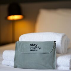 Отель Staycity Aparthotels Greenwich High Road сейф в номере
