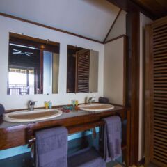 Отель Oa Oa Lodge Французская Полинезия, Бора-Бора - отзывы, цены и фото номеров - забронировать отель Oa Oa Lodge онлайн ванная фото 2