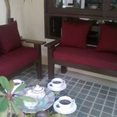 Отель Tewana Home Phuket гостиничный бар