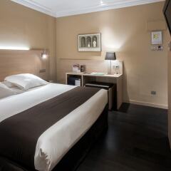 Hotel Serhs Rivoli Rambla сейф в номере