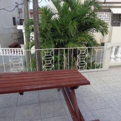 Отель Bethel Court Guesthouse балкон