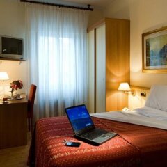 Hotel Montereale Порденоне сейф в номере