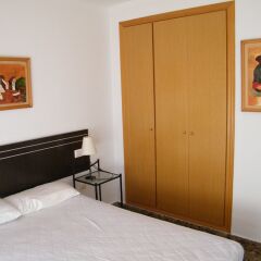 Отель Apartamentos Milenio сейф в номере