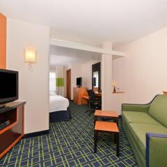 Отель Fairfield Inn And Suites By Marriott Columbus West Колумбус комната для гостей фото 3