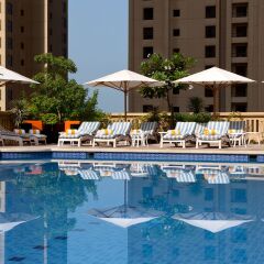 Отель Delta by Marriott Jumeirah Beach с домашними животными