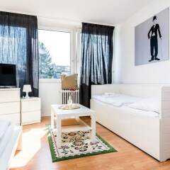 Апартаменты Apartment Höhenberg in Messenähe Кёльн комната для гостей фото 3
