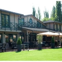 Duna Garden Hotel фото 2