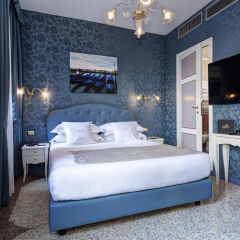 Отель GKK Exclusive Private Suites Venezia Италия, Венеция - отзывы, цены и фото номеров - забронировать отель GKK Exclusive Private Suites Venezia онлайн сейф в номере