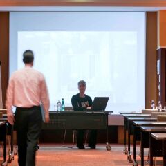 Отель Mercure Paris CDG Airport & Convention интерьер отеля