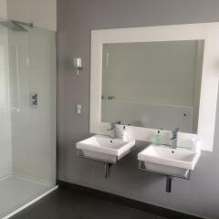 Отель 15 Glasgow Великобритания, Глазго - отзывы, цены и фото номеров - забронировать отель 15 Glasgow онлайн ванная