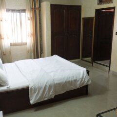 Hotel M'Rode in Lome, Togo from 59$, photos, reviews - zenhotels.com guestroom photo 5