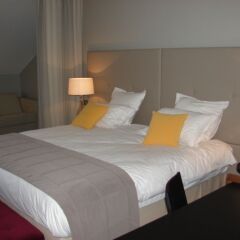 Hotel de LUniversite комната для гостей