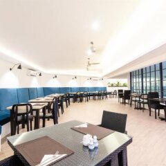 Отель Coconut Village Resort гостиничный бар
