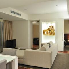 Гостиница Worldhotel Saltanat Almaty комната для гостей фото 3