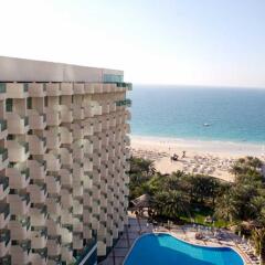 Отель Hilton Dubai Jumeirah пляж