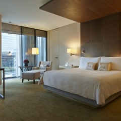 Four Seasons Hotel Tokyo at Marunouchi 5* Стандартный номер с различными типами кроватей