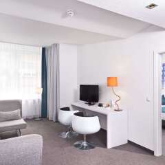 Отель Wyndham Garden Düsseldorf City Centre Königsallee Германия, Дюссельдорф - отзывы, цены и фото номеров - забронировать отель Wyndham Garden Düsseldorf City Centre Königsallee онлайн комната для гостей фото 4
