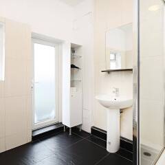 Отель Zoly Apartment - SE1 London Великобритания, Лондон - отзывы, цены и фото номеров - забронировать отель Zoly Apartment - SE1 London онлайн ванная