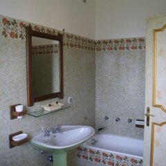Отель Agriturismo Tenuta Quarto Santa Croce ванная