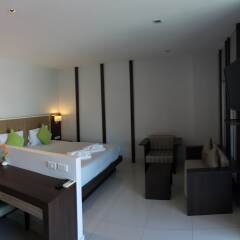 Отель April Suites Pattaya Паттайя комната для гостей