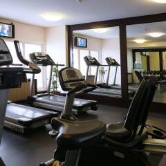 Отель The Eclipse Boutique Suites ОАЭ, Абу-Даби - 1 отзыв об отеле, цены и фото номеров - забронировать отель The Eclipse Boutique Suites онлайн фитнесс-зал фото 4