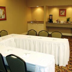 Отель Hampton Inn Meridian