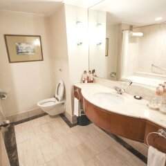 REDTOP Hotel & Convention Center ванная