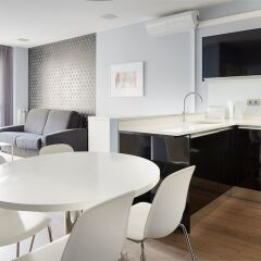 Апартаменты Gros City Apartments