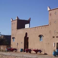 Отель La petite kasbah Марокко, Загора - отзывы, цены и фото номеров - забронировать отель La petite kasbah онлайн вид на фасад