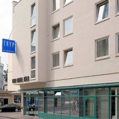 Отель TRYP by Wyndham Köln City Centre парковка