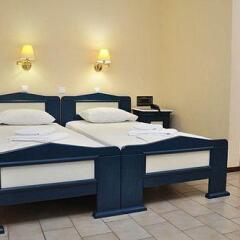 Pegasus Hotel сейф в номере