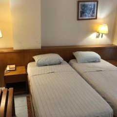 Maple Leaf Hotel in Accra, Ghana from 101$, photos, reviews - zenhotels.com guestroom photo 3